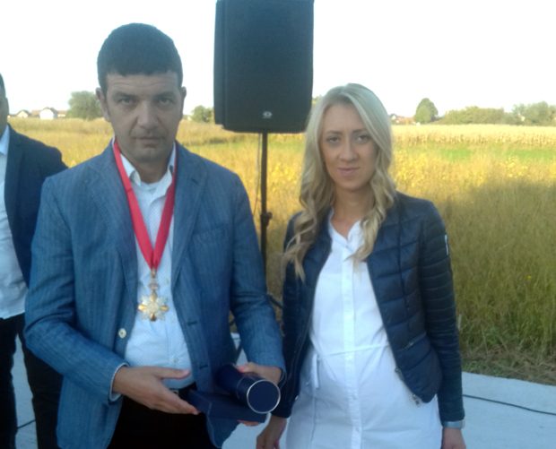 Српски зет, велики ктитор: Груди Италијана краси Орден владике Николаја 